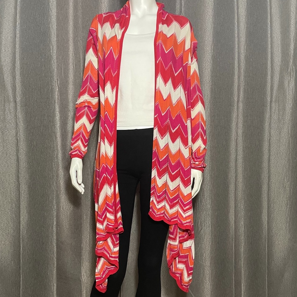 BCBGMaxAzria Women’s Chevron High Low Cardigan